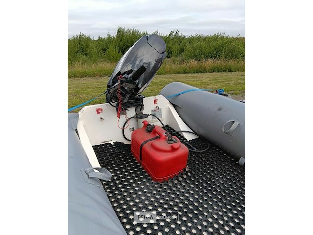 Boot met trailer, zonder motor - afbeelding 5 van  7