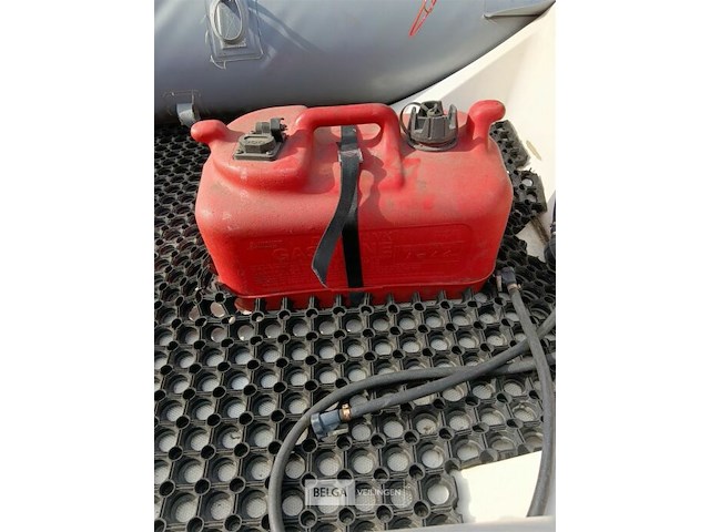 Boot met trailer, zonder motor - afbeelding 7 van  7