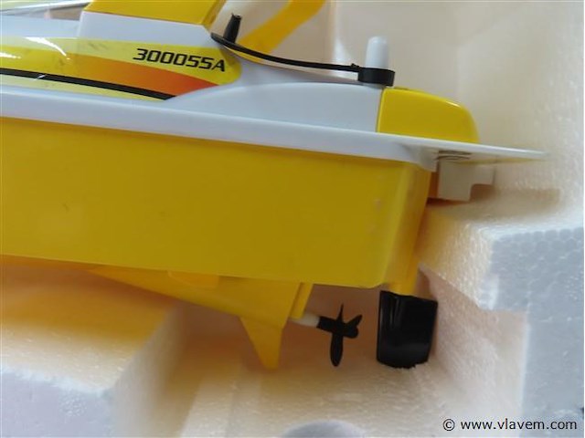 Boot telegeleid banana boat - afbeelding 5 van  5