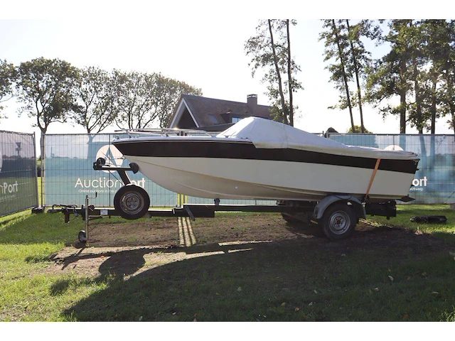 Boot-trailercombinatie almarine 495 benzine (marge) - afbeelding 1 van  1