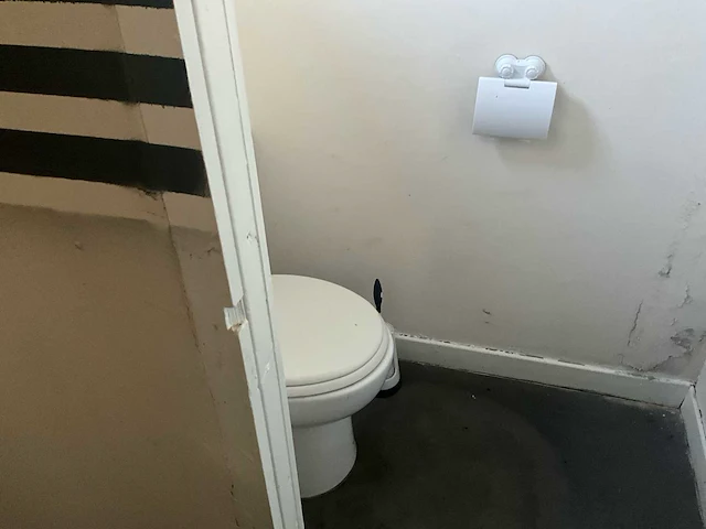 Bootbar boot uitgerust horeca – romp opnieuw uitgevoerd – nieuwe elektrische installatie - afbeelding 26 van  52