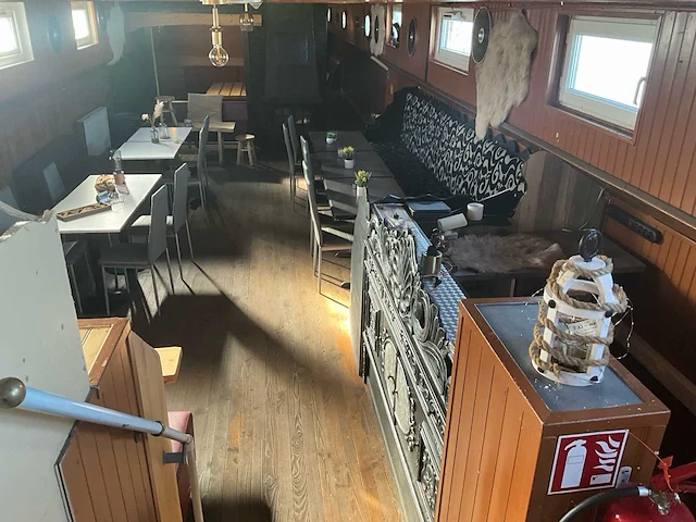 Bootbar boot uitgerust horeca – romp opnieuw uitgevoerd – nieuwe elektrische installatie - afbeelding 23 van  52
