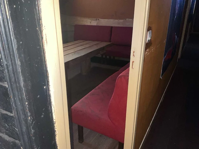 Bootbar boot uitgerust horeca – romp opnieuw uitgevoerd – nieuwe elektrische installatie - afbeelding 51 van  52