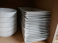 Borden en vispannetjes - afbeelding 4 van  4