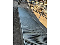 Bordes met trap - afbeelding 4 van  4