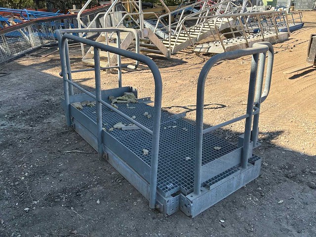 Bordes uit inox - afbeelding 3 van  4
