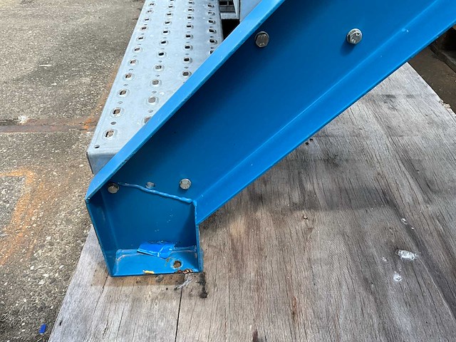 Bordestrap met leuning - afbeelding 3 van  3