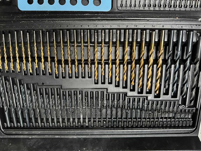 Boren , bits , topcraft koffer - various contractor materials - afbeelding 6 van  6