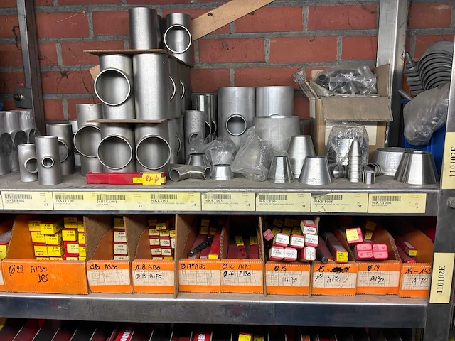 Boren divers en beugels - afbeelding 2 van  5