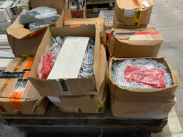 Borgh combifix partij isolatie pluggen en ankers - afbeelding 4 van  7