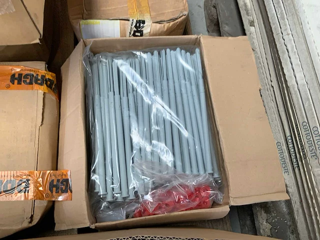 Borgh combifix partij isolatie pluggen en ankers - afbeelding 5 van  6