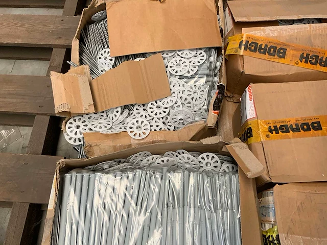 Borgh combifix partij isolatie pluggen en ankers - afbeelding 3 van  8