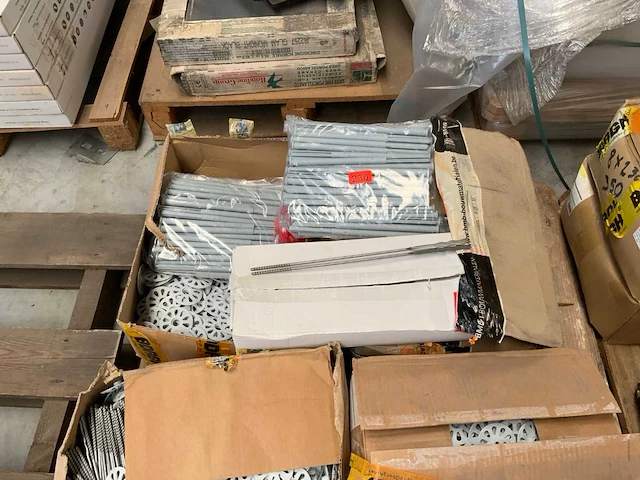Borgh combifix partij isolatie pluggen en ankers - afbeelding 5 van  8