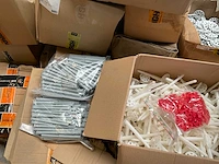 Borgh combifix partij isolatie pluggen en ankers - afbeelding 4 van  7