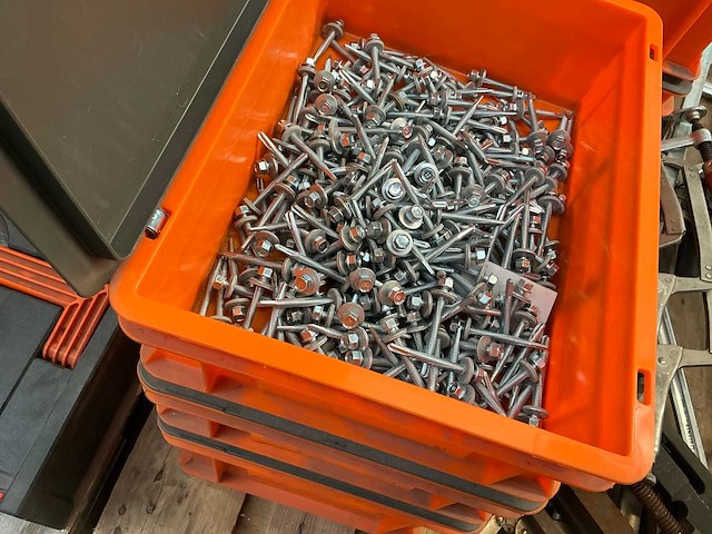 Borgh gereedschapskoffer met inhoud (15x) - afbeelding 11 van  13