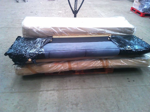 Borstbed 200 x 200 - met matras - donkergrijs fluweel - afbeelding 7 van  7