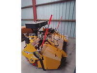 Borstel met bassin voor rabaud graaflader