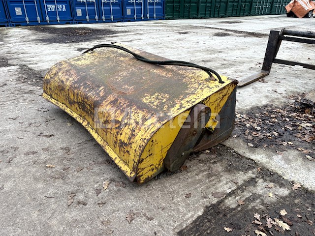 Borstel veegmachine - afbeelding 4 van  9