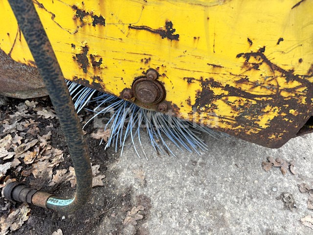 Borstel veegmachine - afbeelding 5 van  9