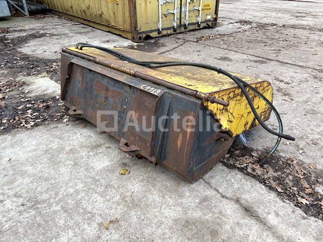 Borstel veegmachine - afbeelding 6 van  9