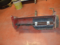 Borstelaanhangwagen yard-man 32'' yard sweep - afbeelding 3 van  9