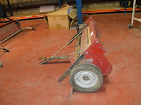 Borstelaanhangwagen yard-man 32'' yard sweep - afbeelding 4 van  9