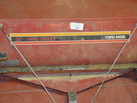Borstelaanhangwagen yard-man 32'' yard sweep - afbeelding 6 van  9