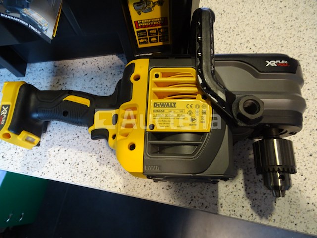 Borstelloze hoekboor in je dewalt dcd460nt-xj systainer - afbeelding 3 van  5