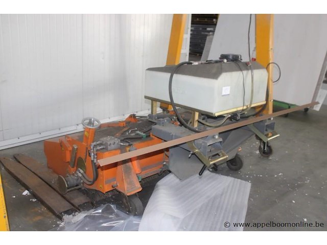 Borstelmachine bema 30 dual, serienummer 58935, 600 kg, ce-gemarkeerd, werking niet gekend - afbeelding 1 van  4