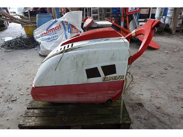 Borstelmachine eureka - afbeelding 2 van  6