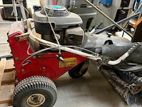 Borstelmachine helburger - afbeelding 1 van  5