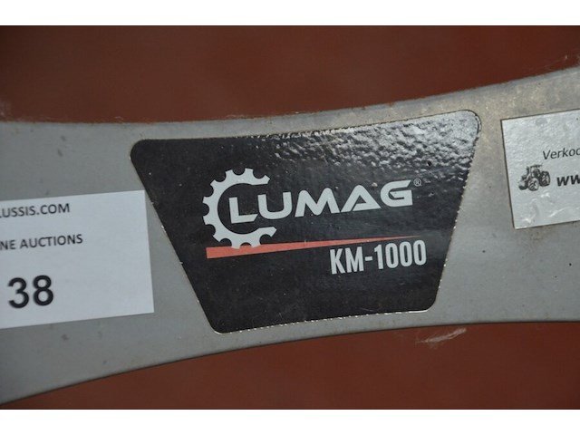 Borstelmachine met opvangbak en sneeuwschuif lumag km-1000 (2) - afbeelding 6 van  16