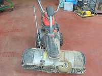 Borstelmachine met opvangbak en sneeuwschuif lumag km-1000 (2) - afbeelding 9 van  16