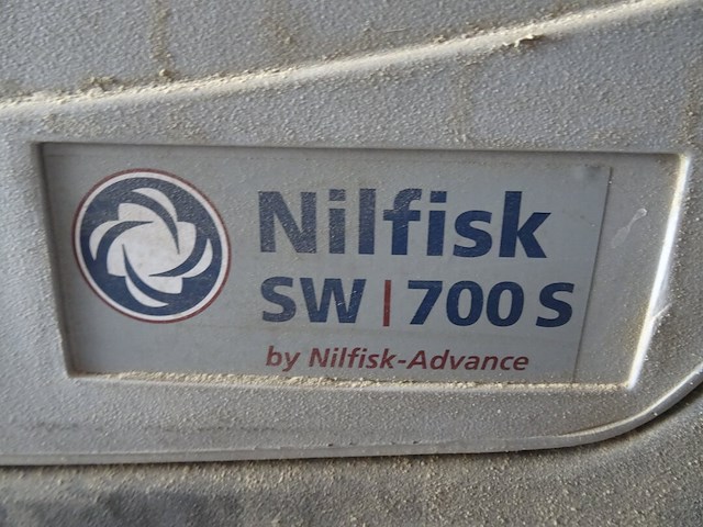 Borstelmachine nilfisk - afbeelding 5 van  7