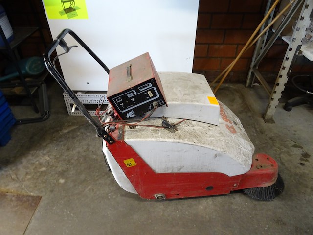 Borstelmachine rcm - afbeelding 1 van  4