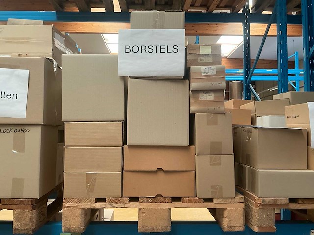 Borstels haarverzorging - afbeelding 1 van  3