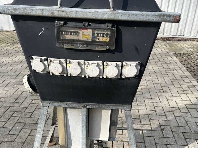 Bos stroomverdeelpaddestoel grande 400a electronica - afbeelding 4 van  6