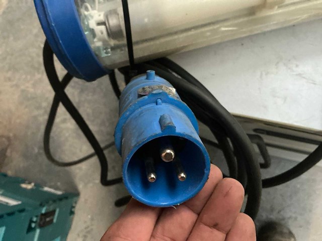 Bos tubelight 2x36w koppelbare werfverlichting (4x) - afbeelding 3 van  6