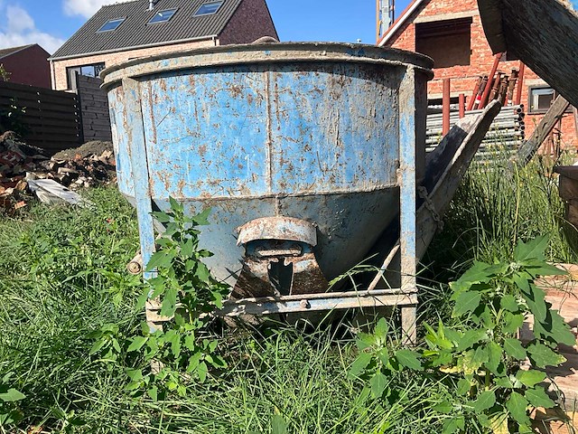 Boscaro cl-30 betonkubel - afbeelding 2 van  5
