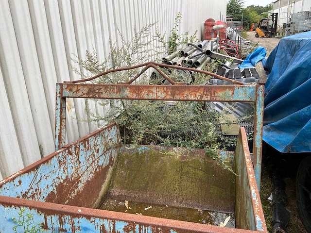 Boscaro kipcontainer - afbeelding 3 van  5