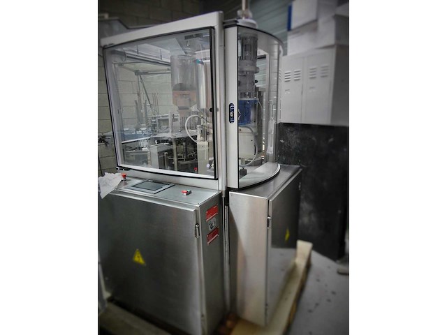 Bosch - 400 - gkf 400 capsule - 1999 - afbeelding 1 van  1