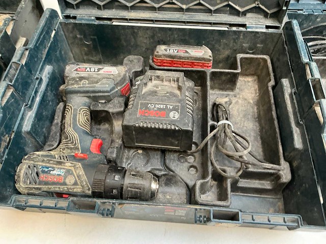 Bosch accu-schroefboormachine (3x) - afbeelding 4 van  7