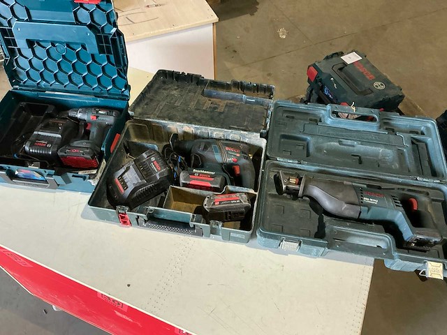 Bosch accugereedschap (3x) - afbeelding 1 van  8