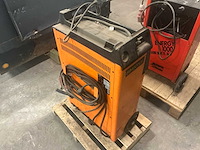 Bosch acculader - afbeelding 2 van  4