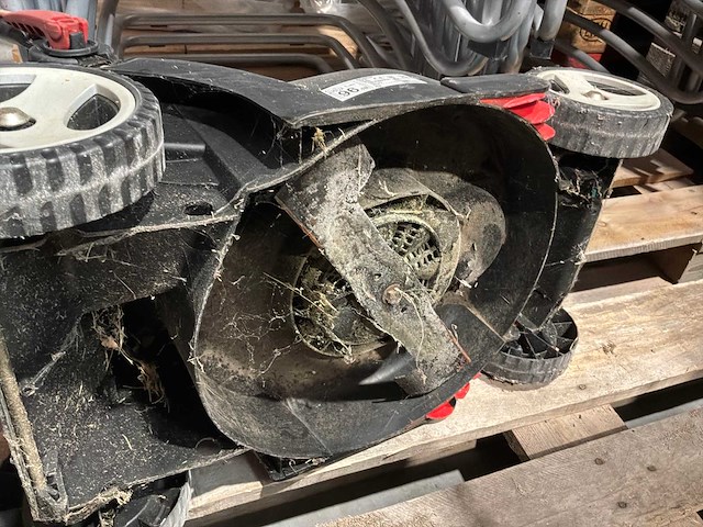 Bosch arm34 grasmaaier - afbeelding 5 van  5