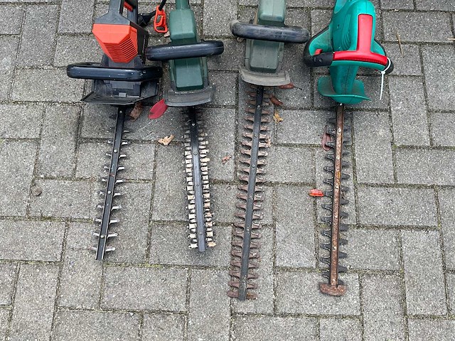 Bosch, black&decker, gardena heggenschaar - functioneel (4x) - afbeelding 3 van  8