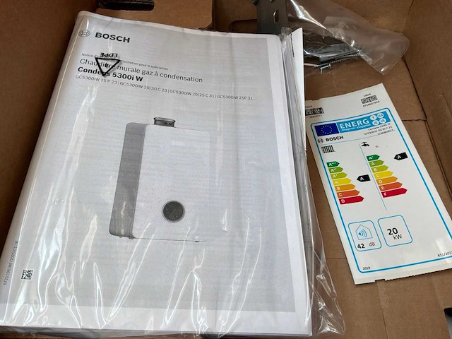 Bosch condens 5300iw hoog rendement cv-ketel - afbeelding 1 van  2