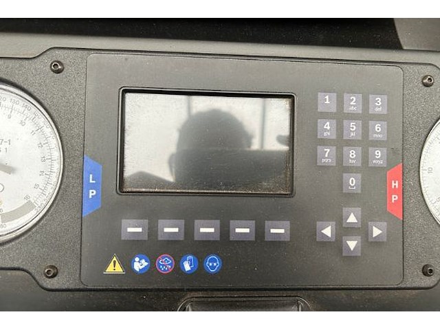 Bosch diagnosetoestel voor aircoservice - afbeelding 9 van  14