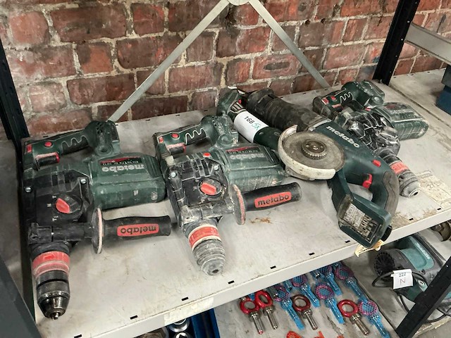 Bosch divers accu gereedschap (5x) - afbeelding 1 van  9