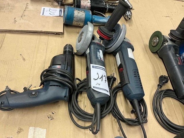 Bosch diverse haakse slijpers (2x) - afbeelding 1 van  5